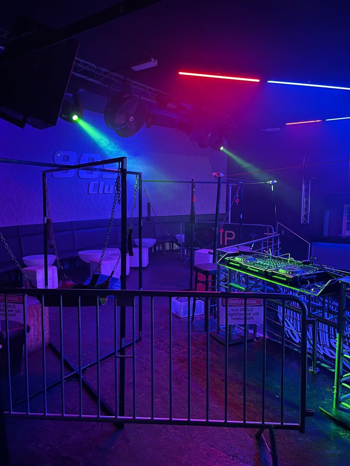 Club 809